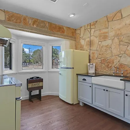 Milk Bath Springs Cottage Dripping Springs Exterior foto